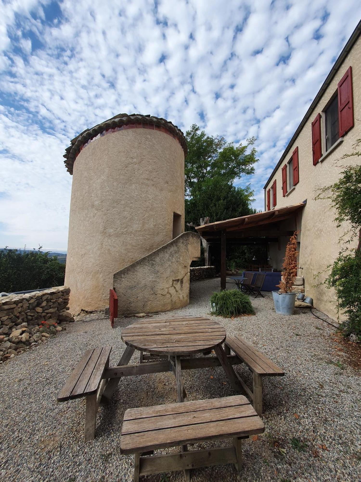 La Petite Grande Appartement Lurs Buitenkant foto